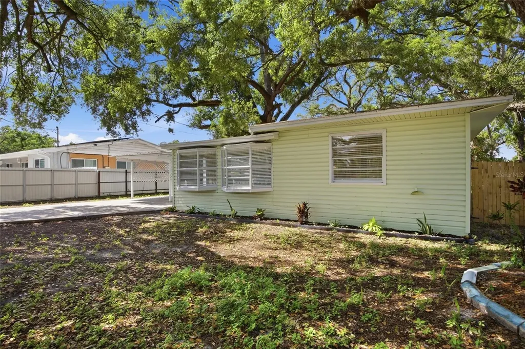 714 E 137th Avenue Tampa FL 33613
