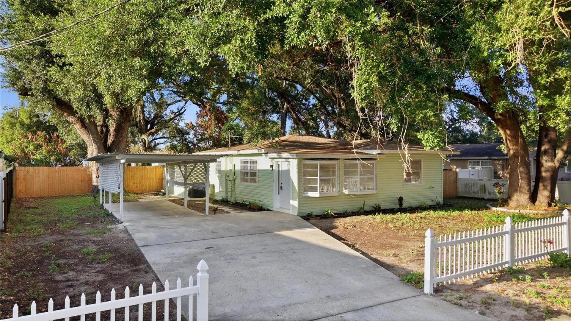 714 E 137th Avenue Tampa FL 33613