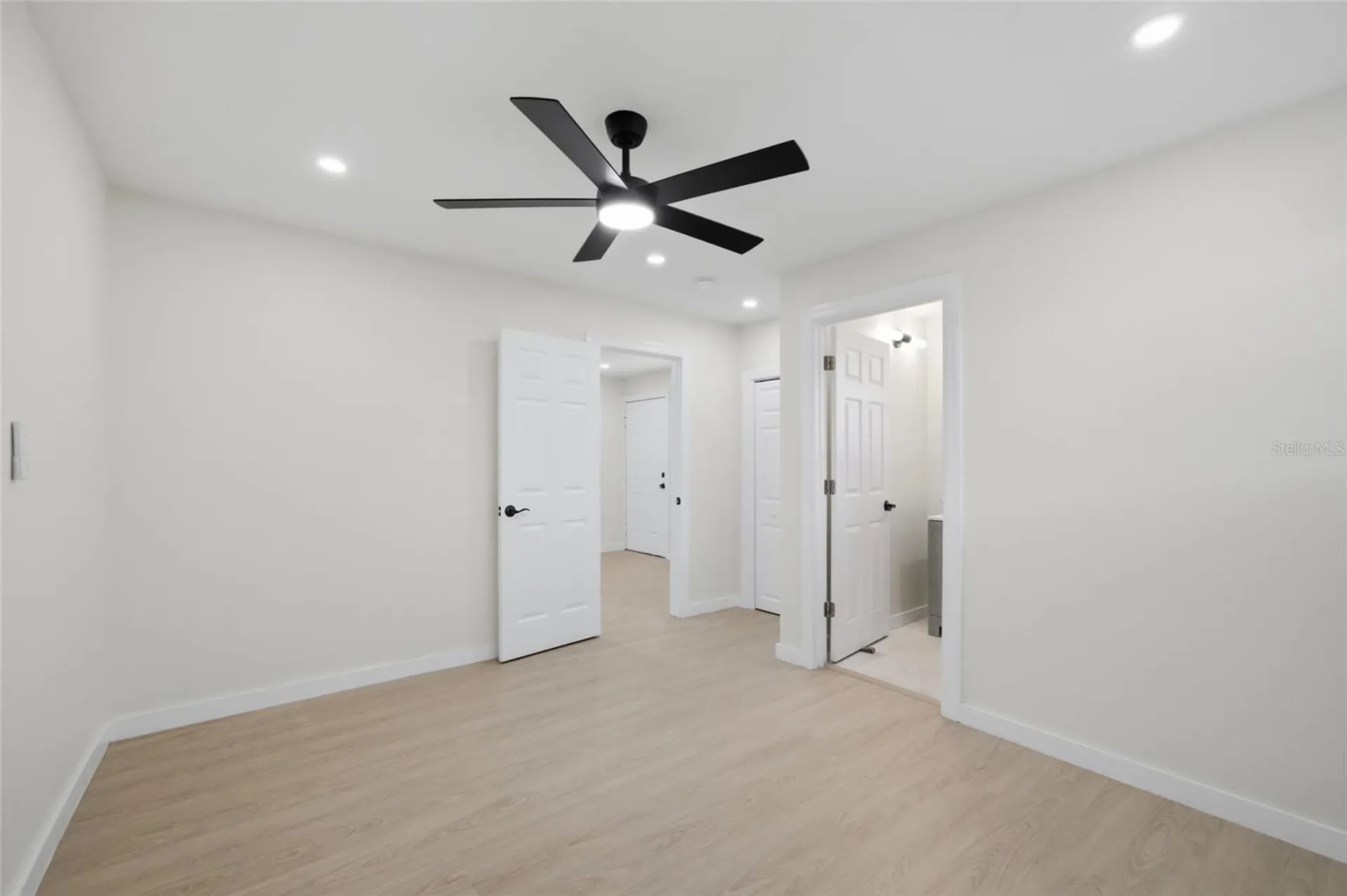 714 E 137th Avenue Tampa FL 33613