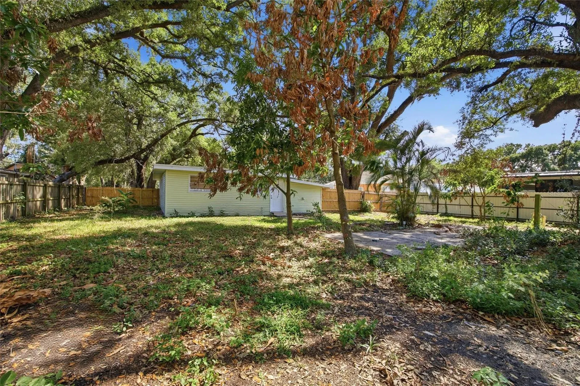 714 E 137th Avenue Tampa FL 33613