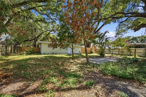 714 E 137th Avenue Tampa FL 33613