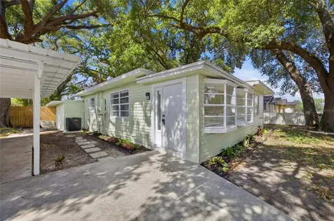 714 E 137th Avenue Tampa FL 33613