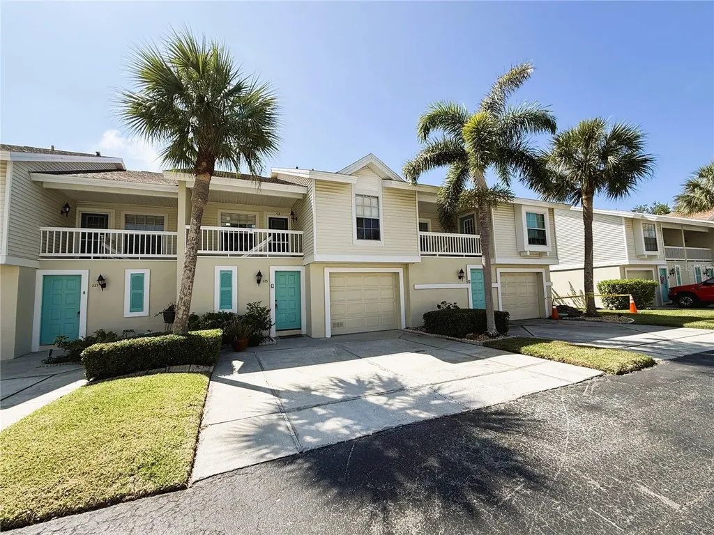 225 Sun Vista Court S Treasure Island FL 33706
