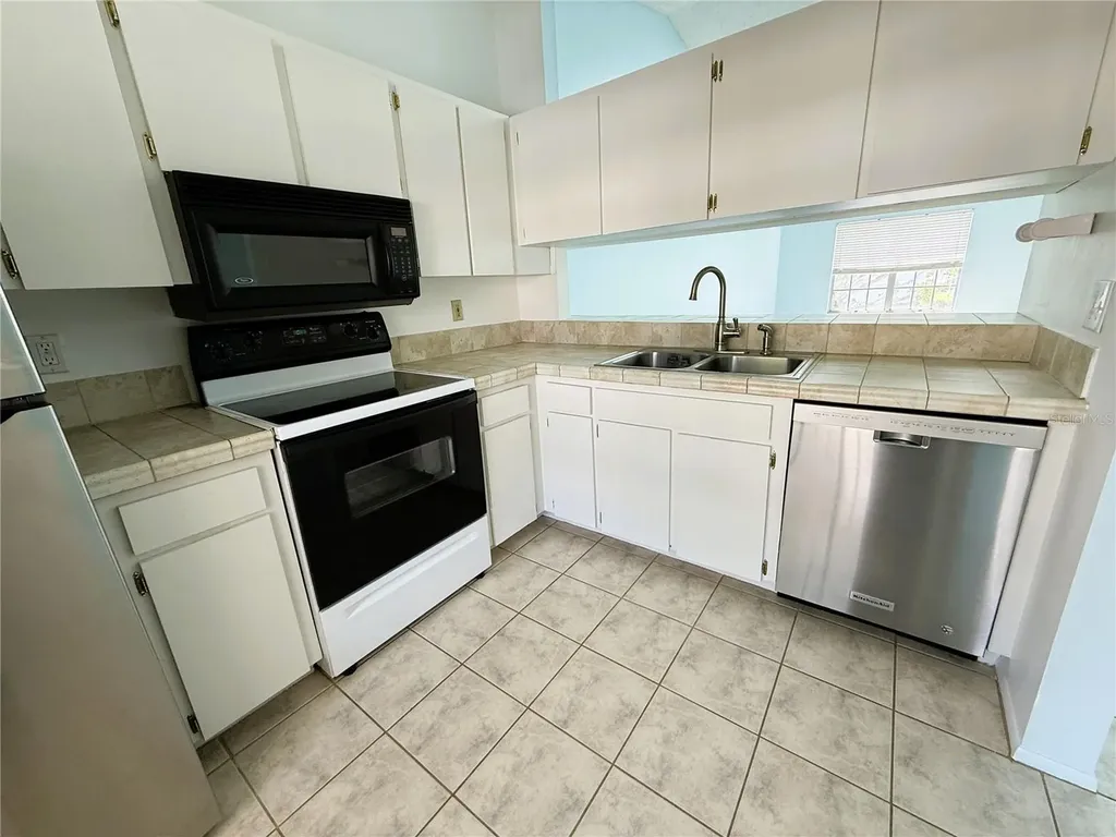 225 Sun Vista Court S Treasure Island FL 33706