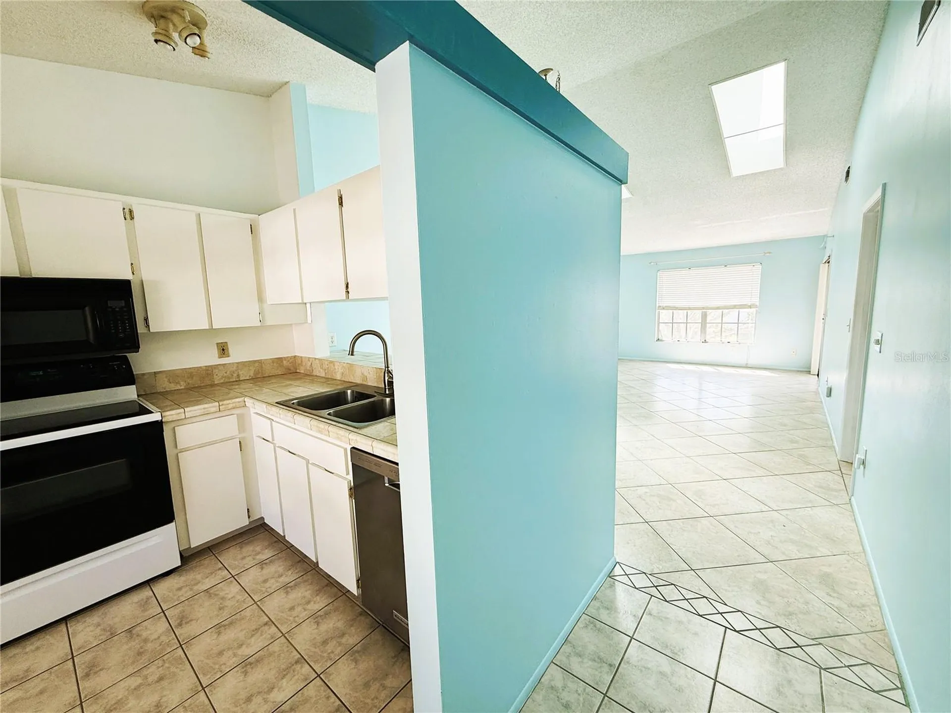 225 Sun Vista Court S Treasure Island FL 33706