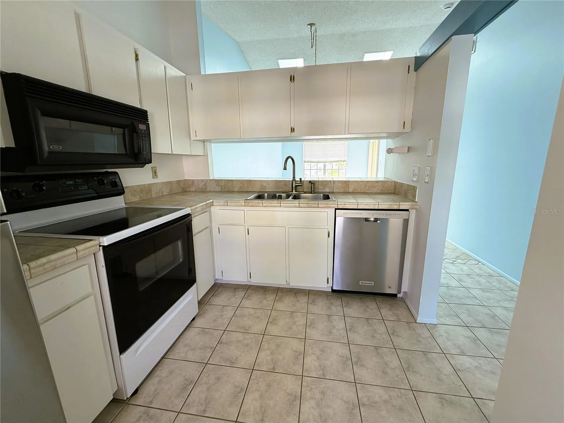 225 Sun Vista Court S Treasure Island FL 33706