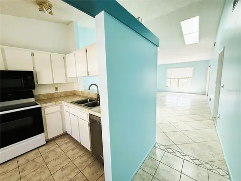 225 Sun Vista Court S Treasure Island FL 33706