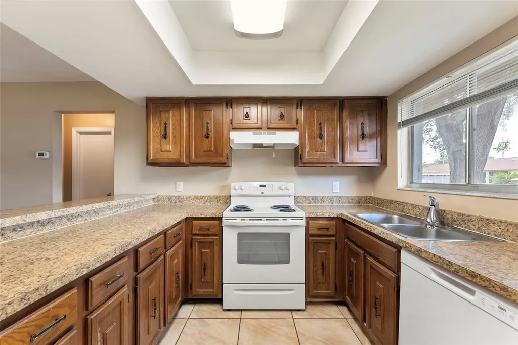 10312 Lazy Lake Drive Orlando FL 32821
