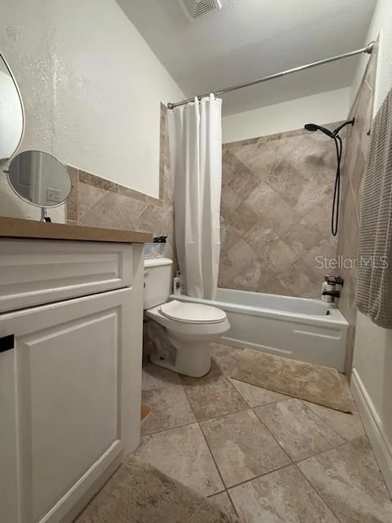 1104 Yarnell Avenue Lake Wales FL 33853