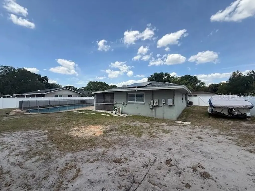 1104 Yarnell Avenue Lake Wales FL 33853