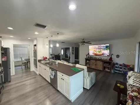 1104 Yarnell Avenue Lake Wales FL 33853