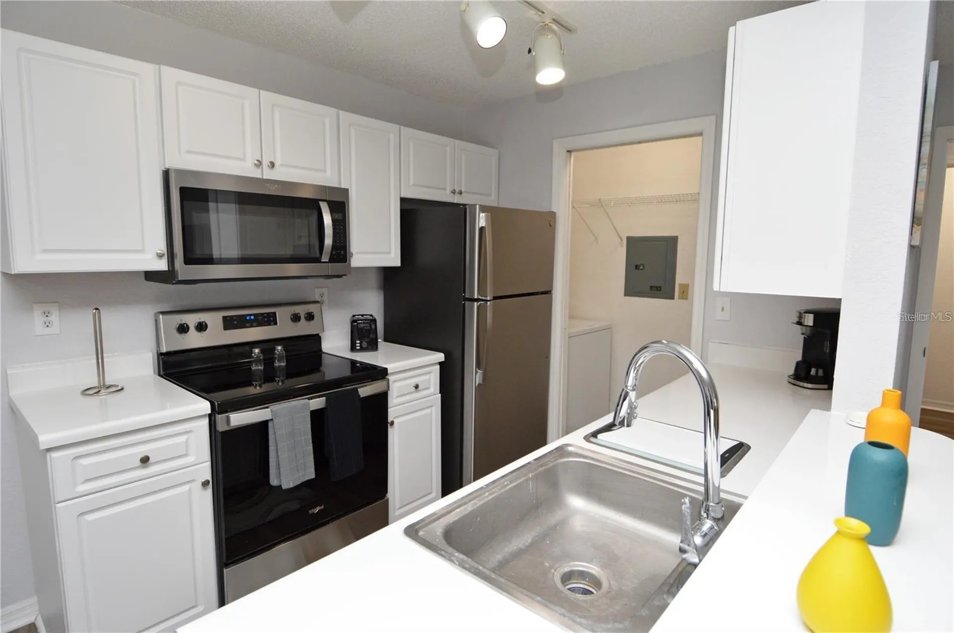 10265 Gandy Boulevard N St Petersburg FL 33702