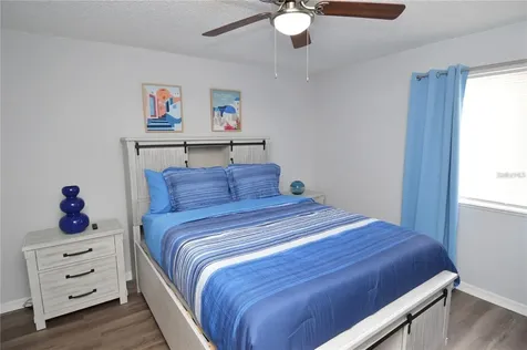 10265 Gandy Boulevard N St Petersburg FL 33702