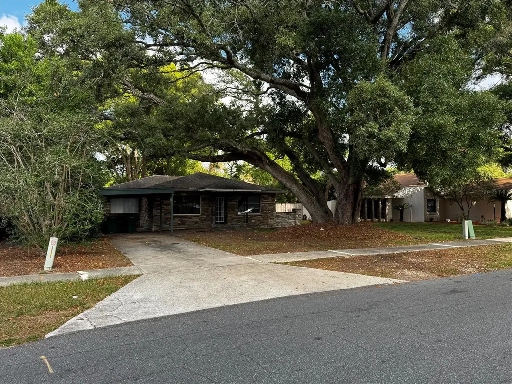 205 Pinecrest Road Mount Dora FL 32757