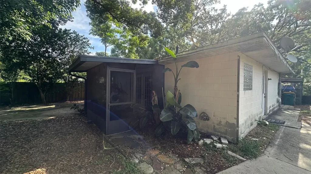 205 Pinecrest Road Mount Dora FL 32757