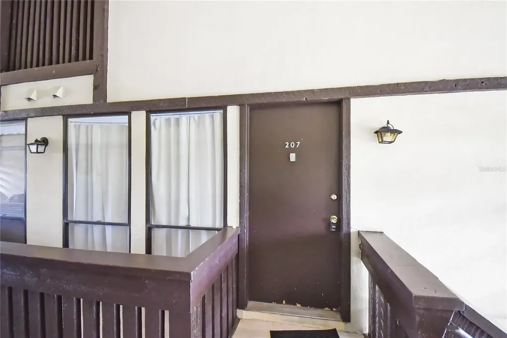 40 Club House Drive Palm Coast FL 32137