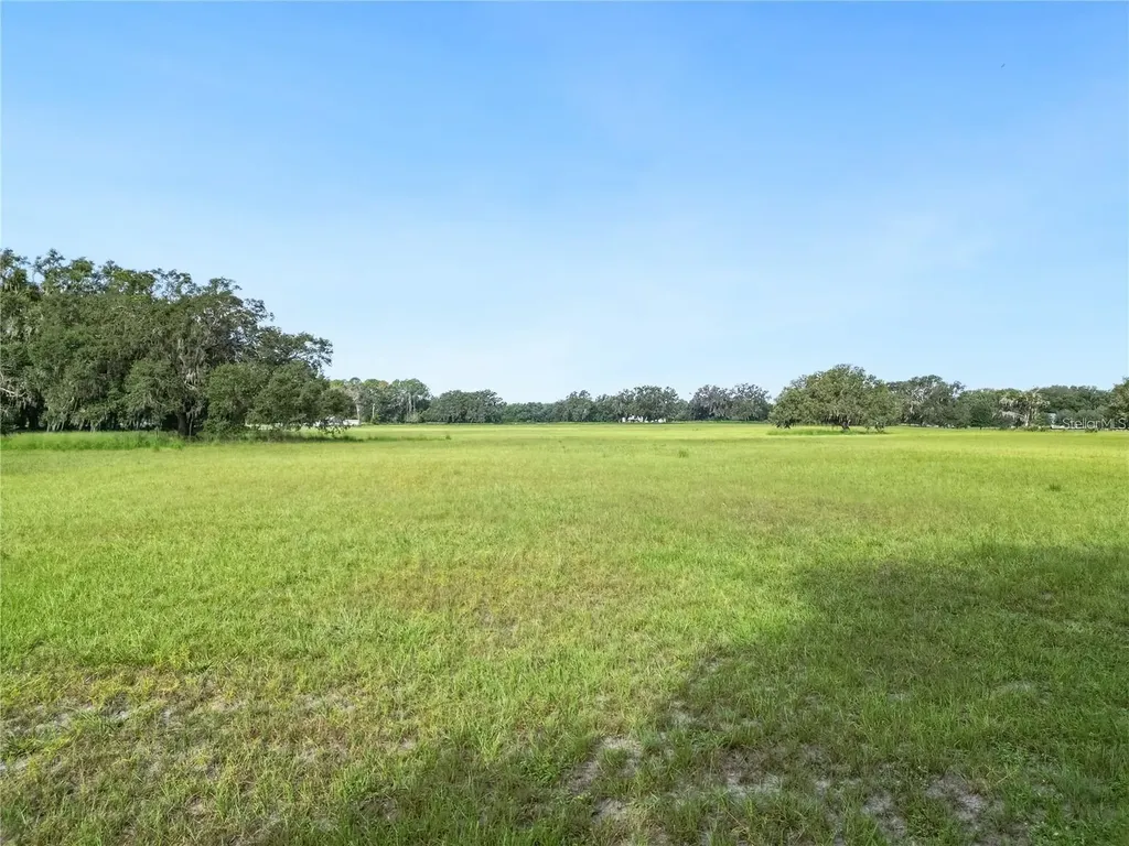 5780 Cr 569 Center Hill FL 33514