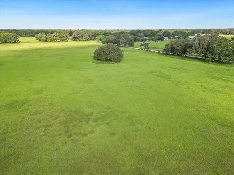 5780 Cr 569 Center Hill FL 33514