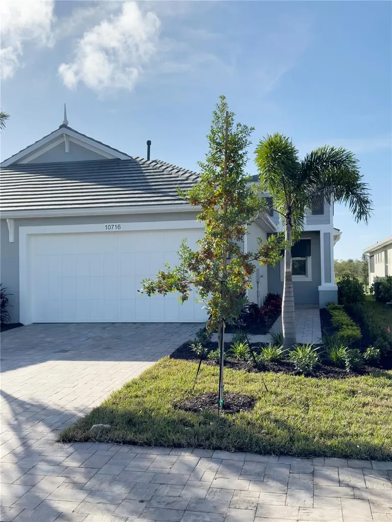 10716 Klee Avenue Bradenton FL 34212