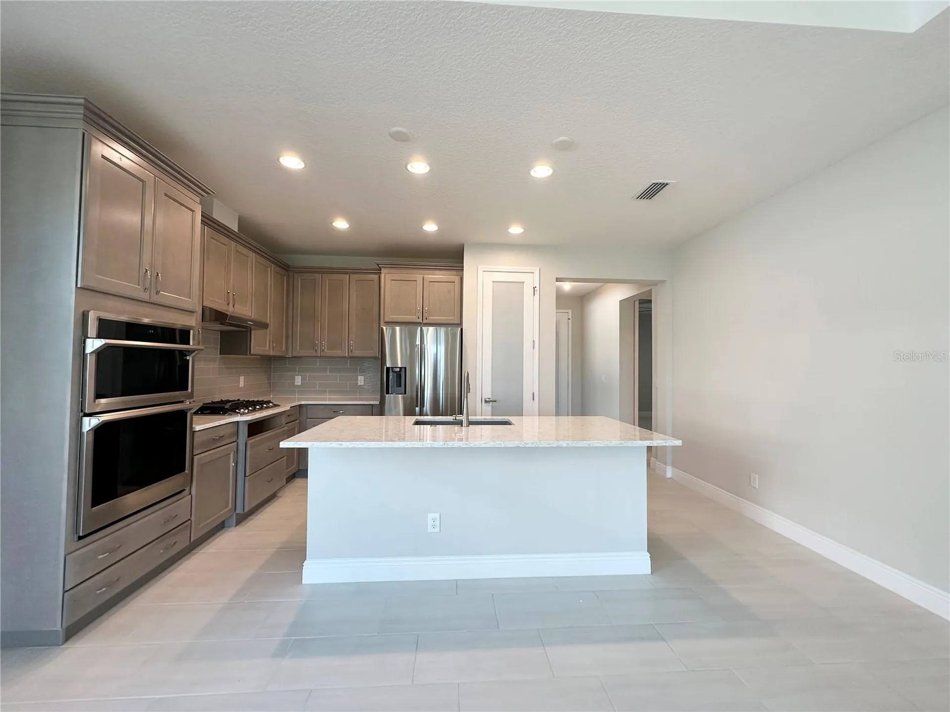 10716 Klee Avenue Bradenton FL 34212