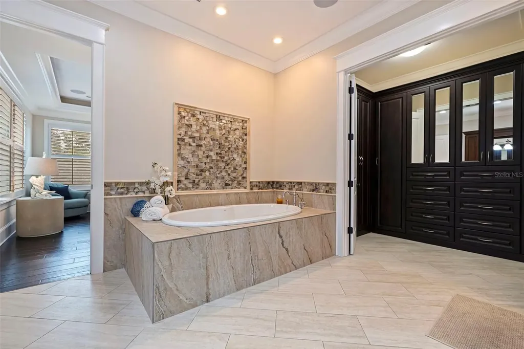 310 8th Avenue N St Petersburg FL 33701
