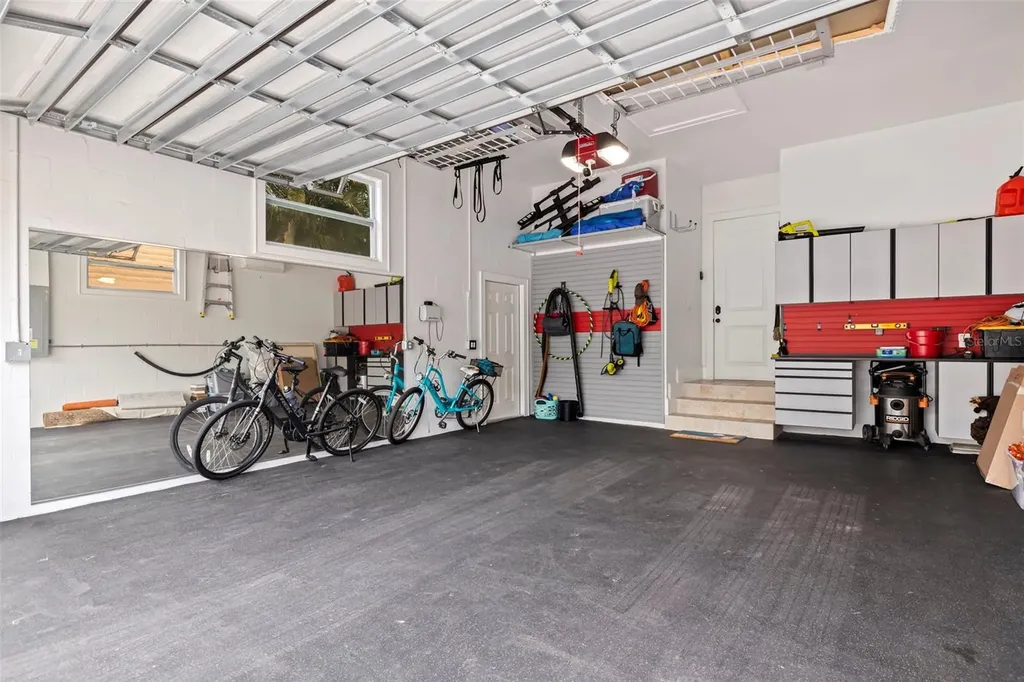 310 8th Avenue N St Petersburg FL 33701
