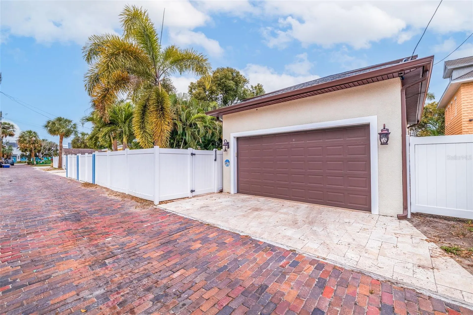 310 8th Avenue N St Petersburg FL 33701