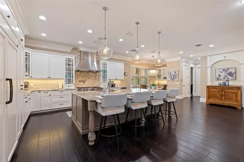 310 8th Avenue N St Petersburg FL 33701