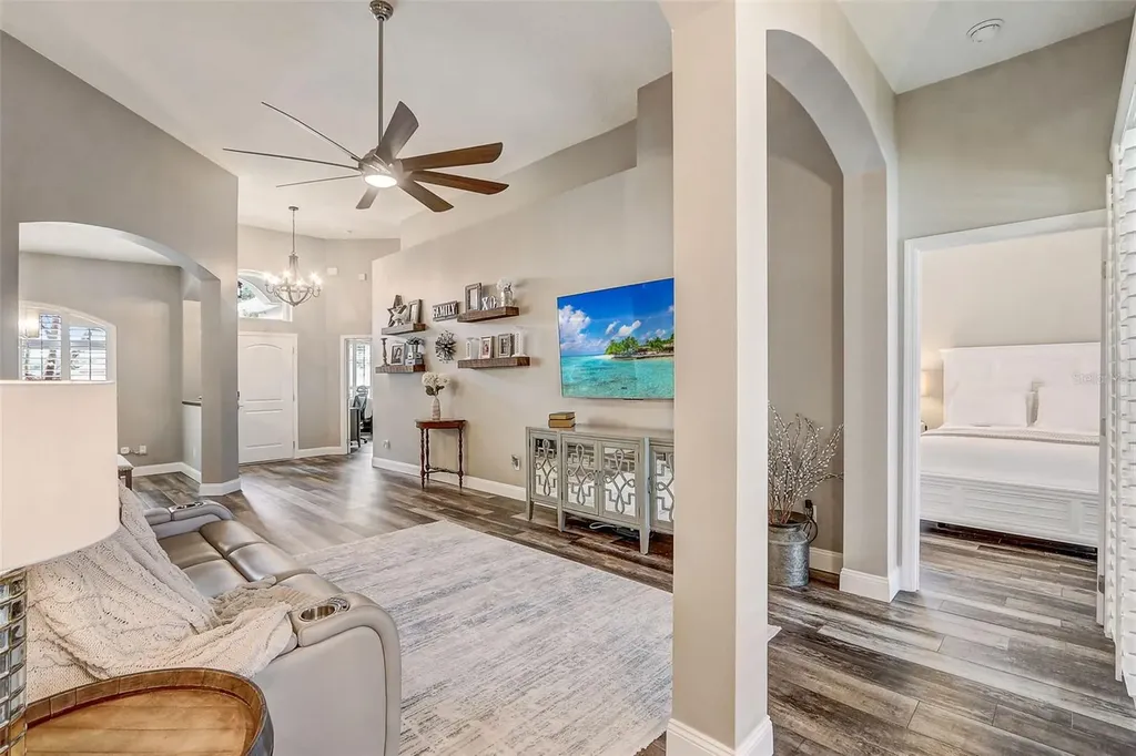 5342 Red Leaf Court Oviedo FL 32765