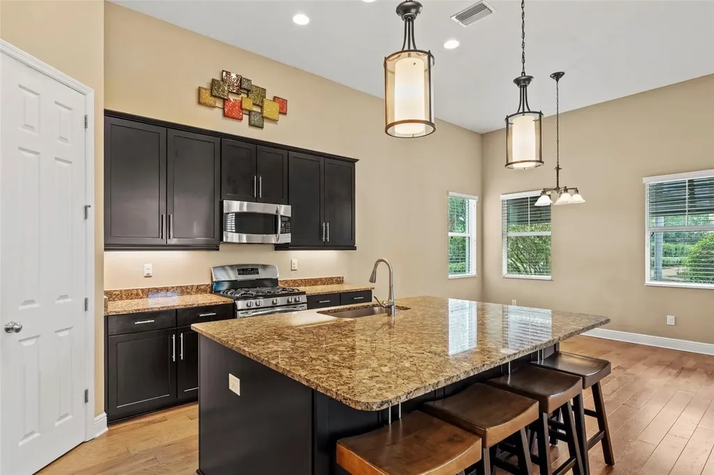 514 Winterside Drive Apollo Beach FL 33572