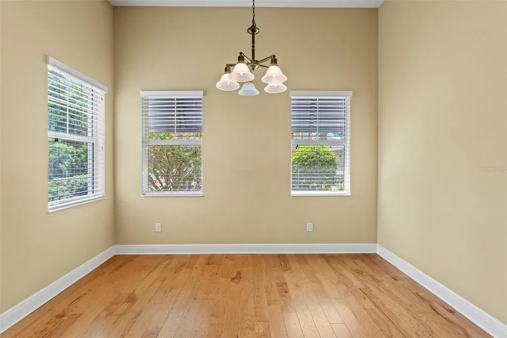 514 Winterside Drive Apollo Beach FL 33572