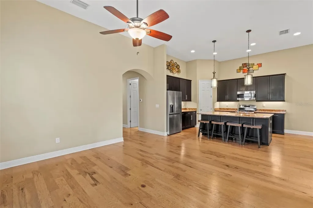 514 Winterside Drive Apollo Beach FL 33572