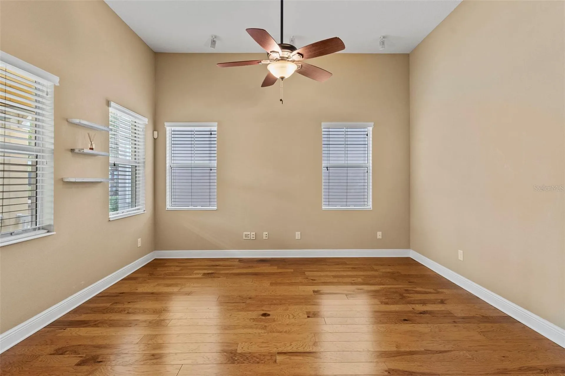 514 Winterside Drive Apollo Beach FL 33572