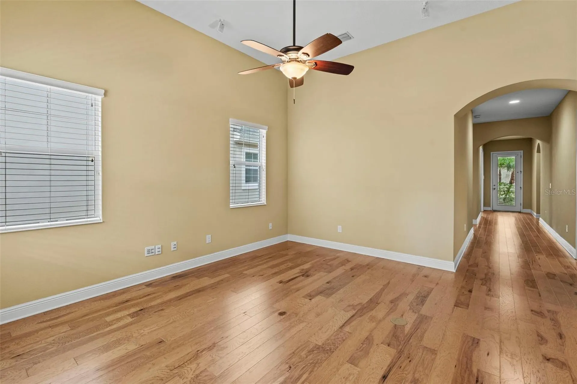 514 Winterside Drive Apollo Beach FL 33572