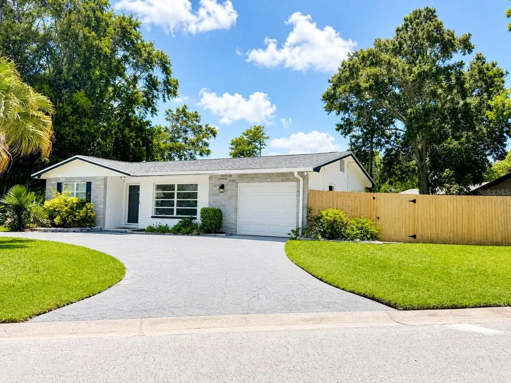 12620 82nd Terrace Seminole FL 33776