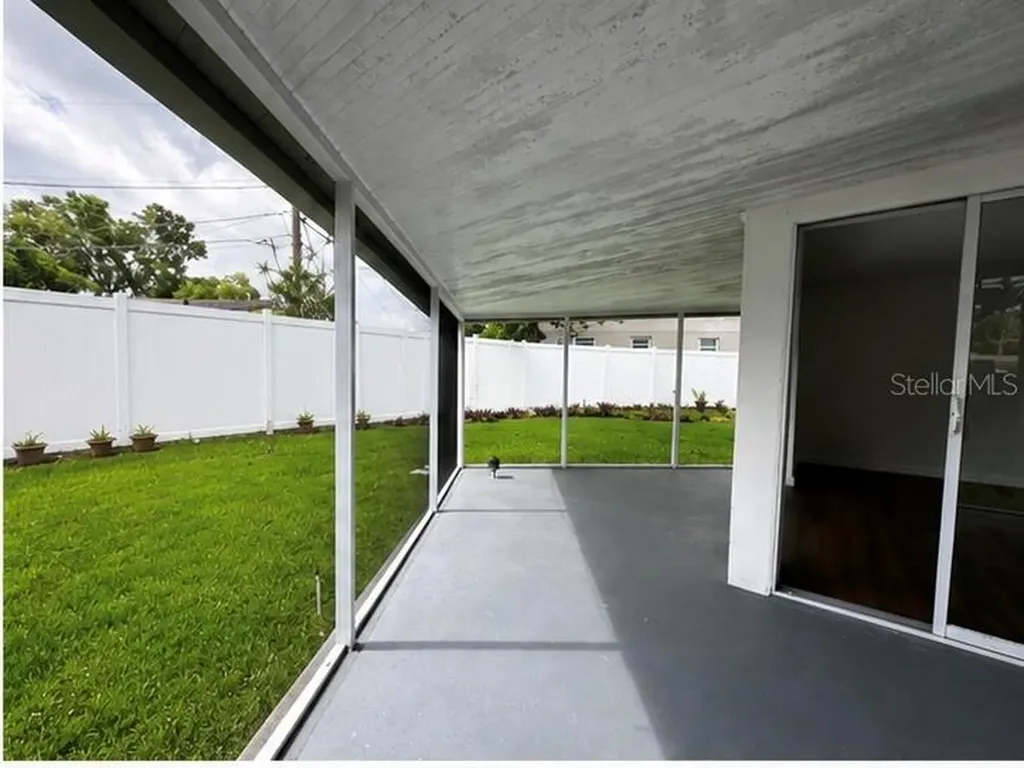 12620 82nd Terrace Seminole FL 33776