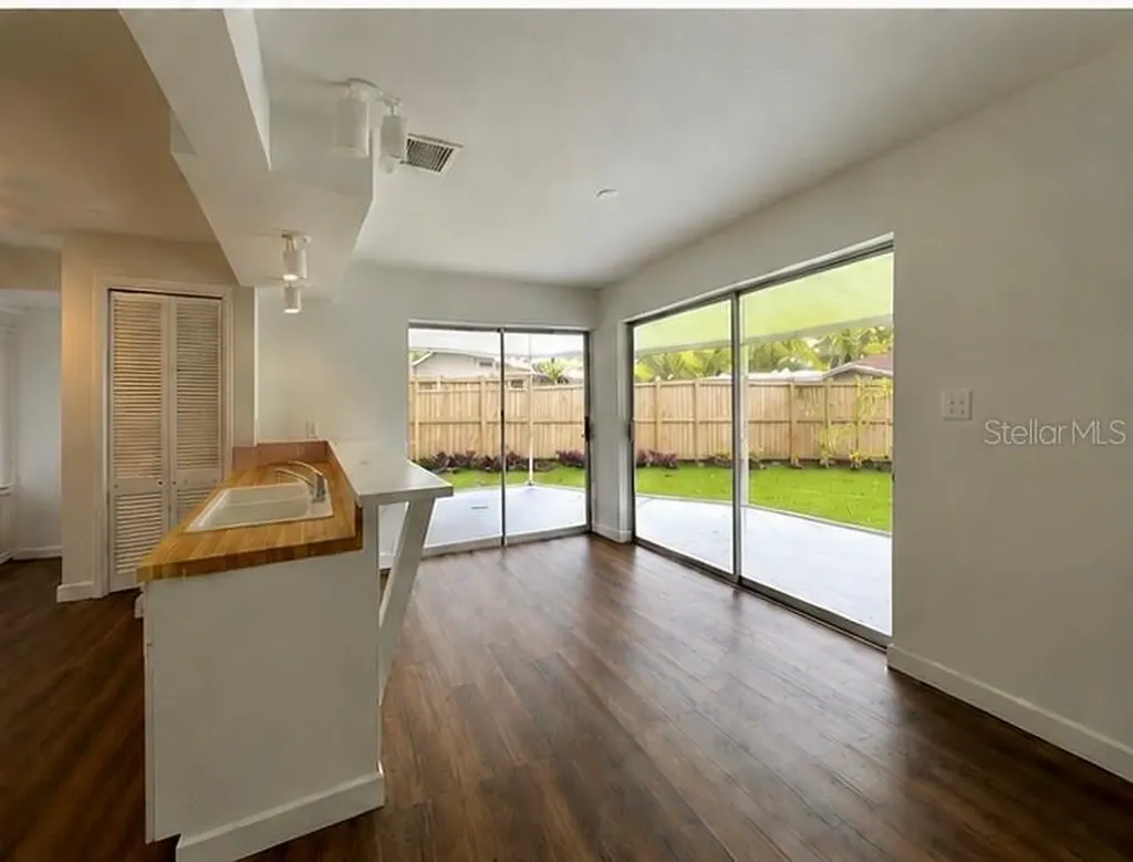 12620 82nd Terrace Seminole FL 33776