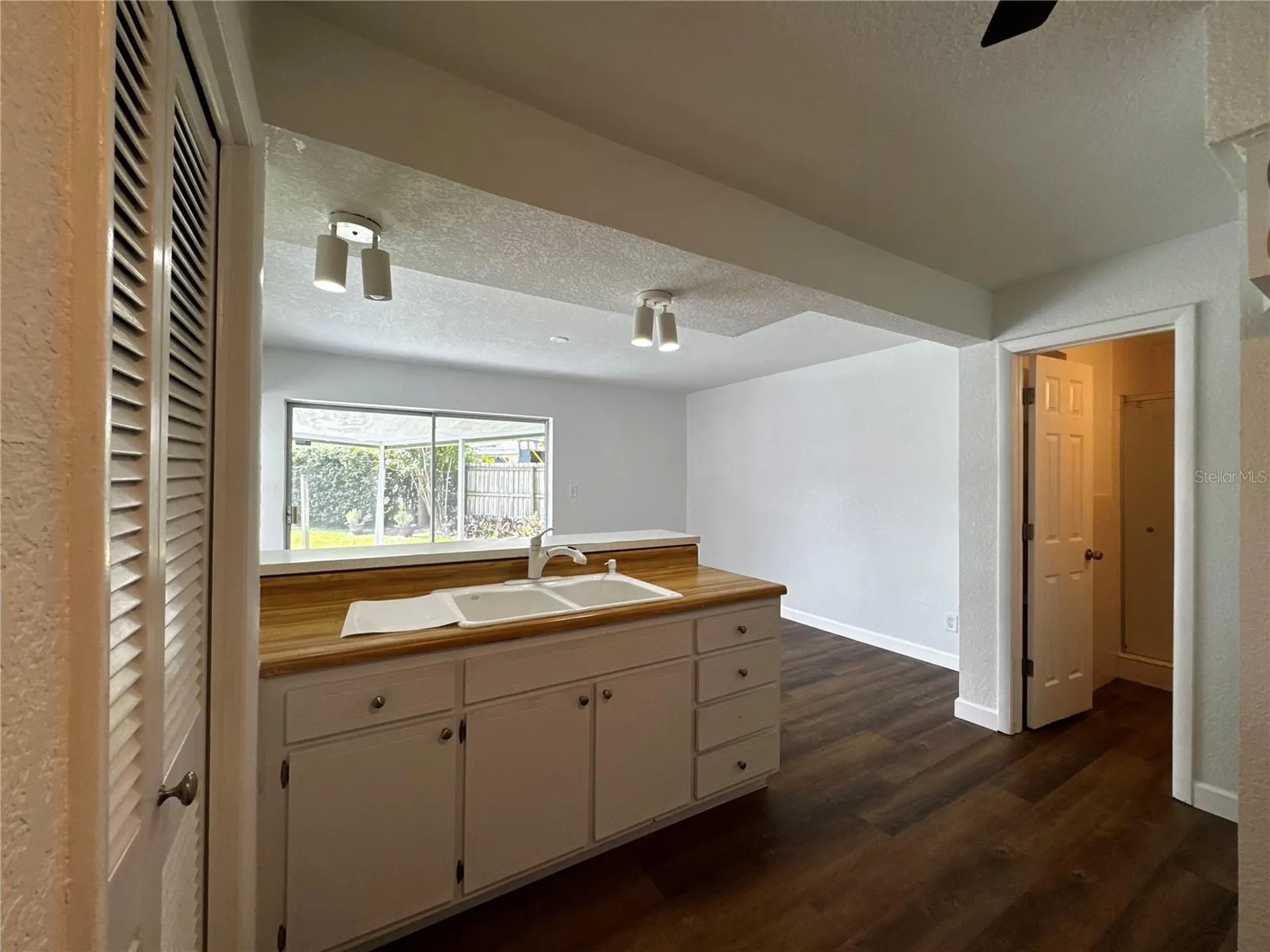 12620 82nd Terrace Seminole FL 33776