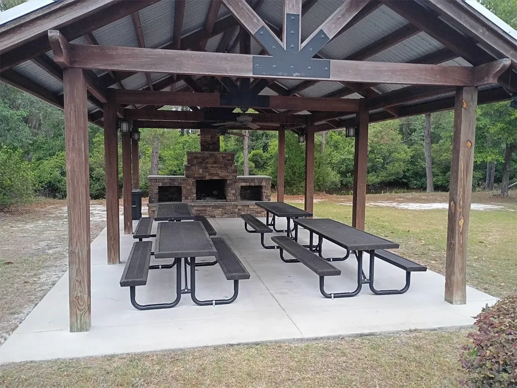 203 SW Silver Palm Drive Lake City FL 32024