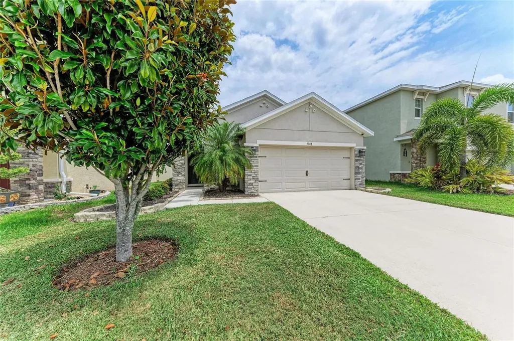 5908 Briar Rose Way Sarasota FL 34232