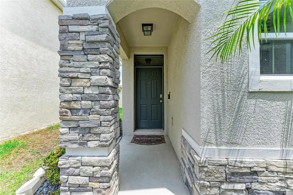 5908 Briar Rose Way Sarasota FL 34232