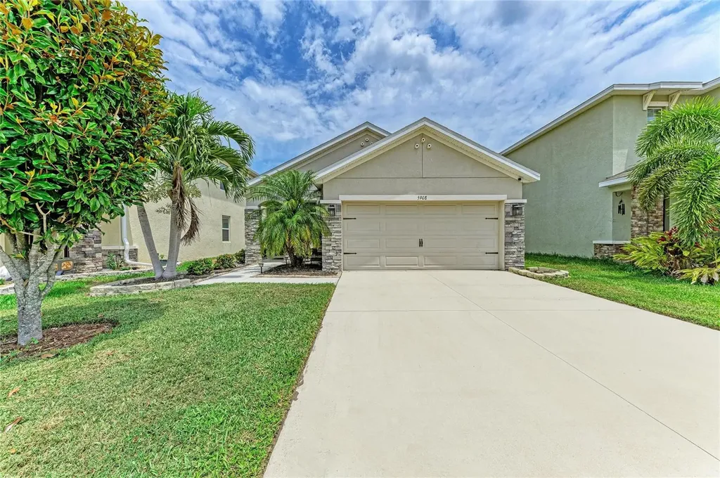 5908 Briar Rose Way Sarasota FL 34232