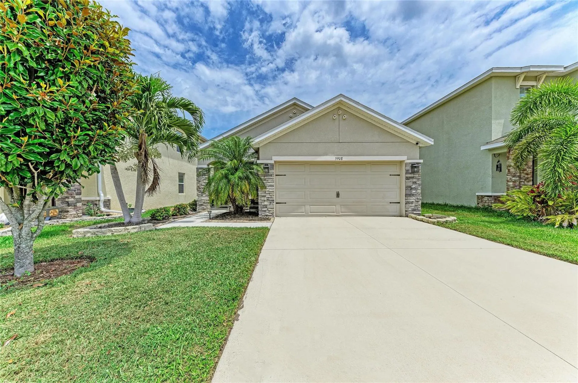 5908 Briar Rose Way Sarasota FL 34232