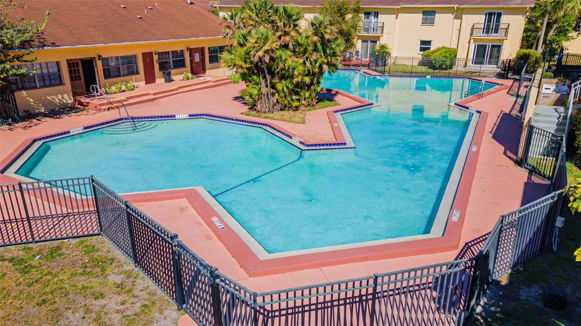 7614 Nacido Court Tampa FL 33615