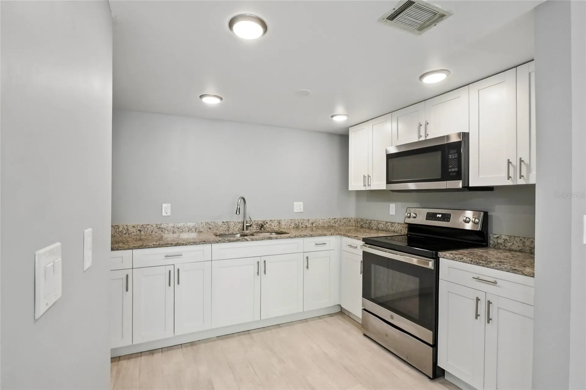 7614 Nacido Court Tampa FL 33615
