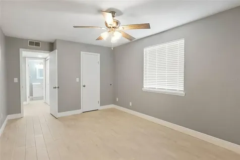 7614 Nacido Court Tampa FL 33615