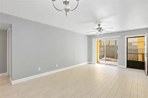 7614 Nacido Court Tampa FL 33615