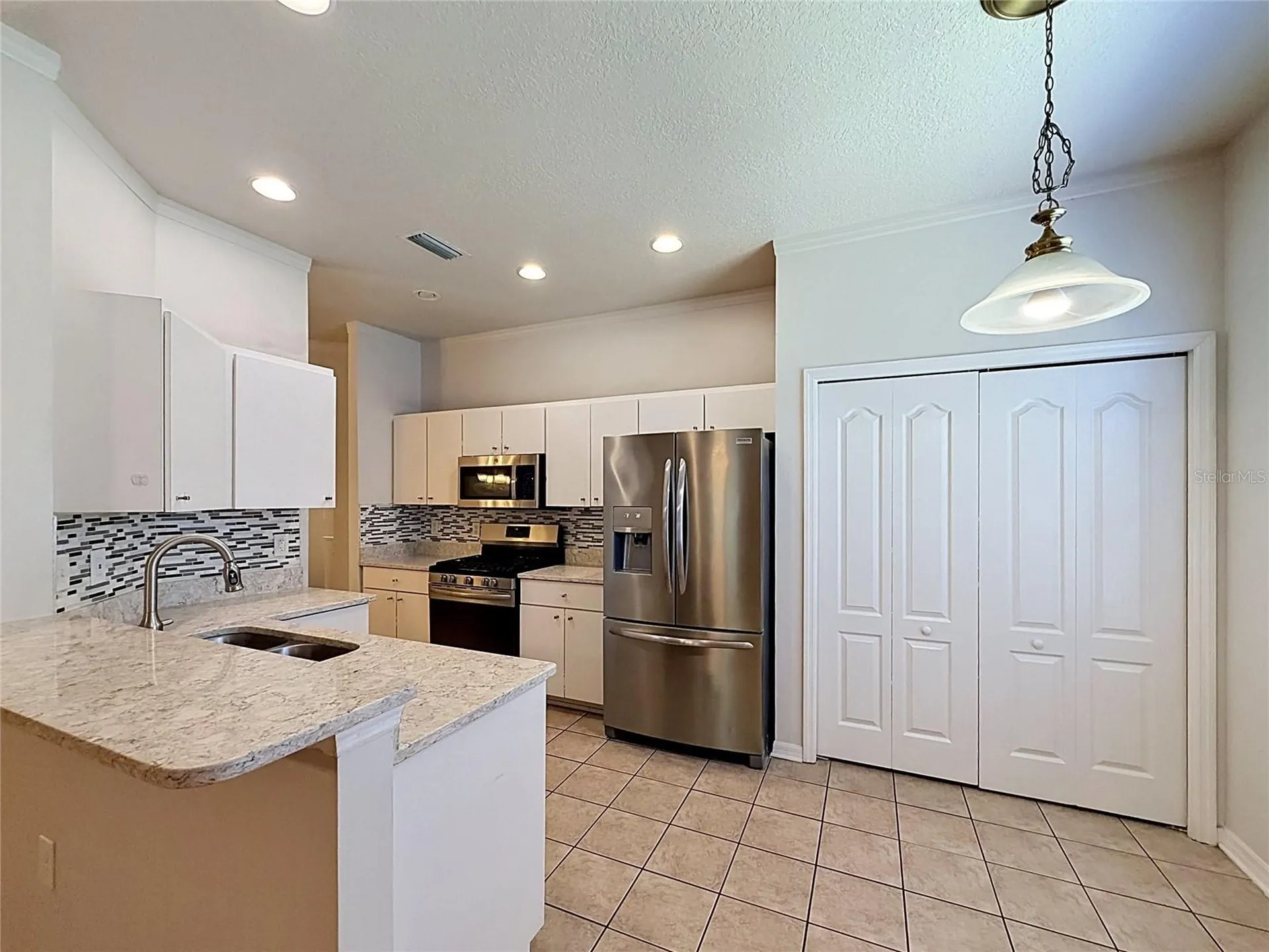 6932 Monarch Park Drive Apollo Beach FL 33572