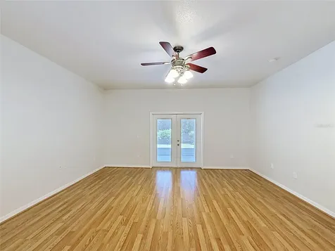 6932 Monarch Park Drive Apollo Beach FL 33572