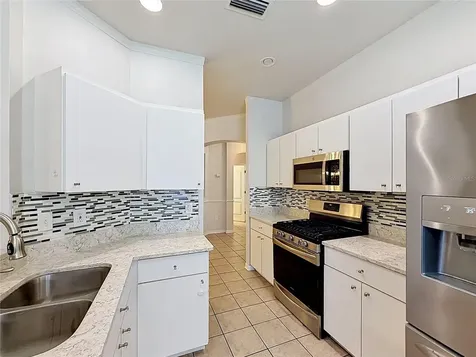6932 Monarch Park Drive Apollo Beach FL 33572